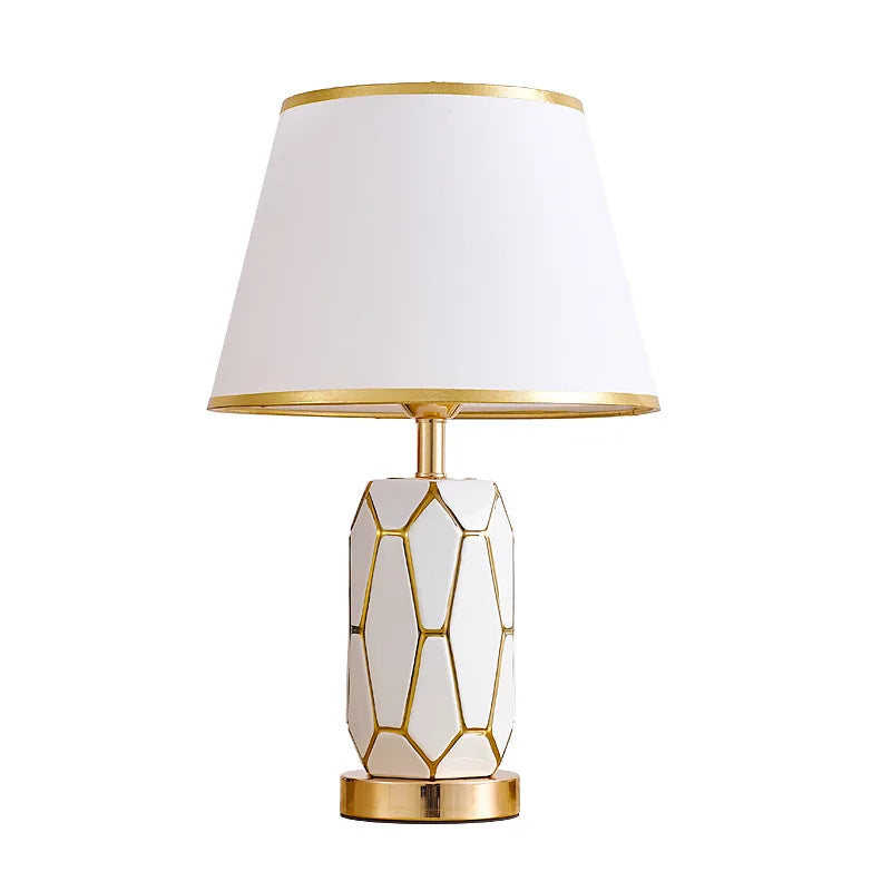 American Ceramic Table Lamp - Simple Modern Bedroom Bedside Lamp for Living Room, Warm Wedding Room Decorative Lamp | Kalsten