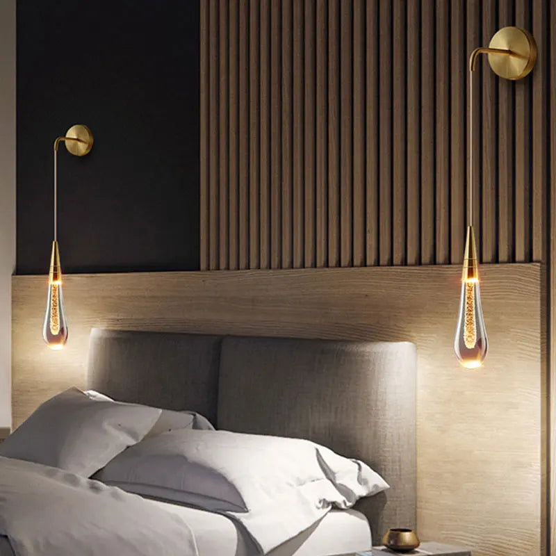 Elegant Wall Lamp with Sparkling Crystal Drops | Kalsten