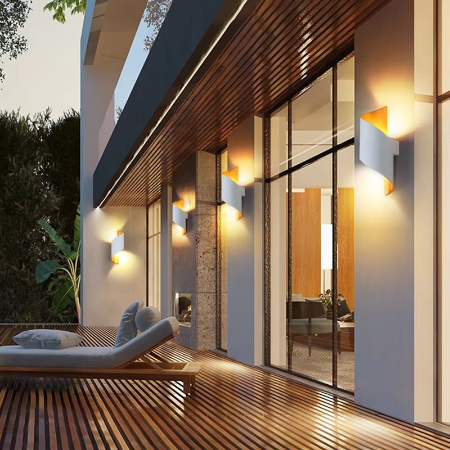 Kalsten | Sleek Dual-Direction LED Outdoor Wall Sconce