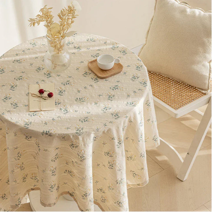 Kalsten | Floral tablecloth