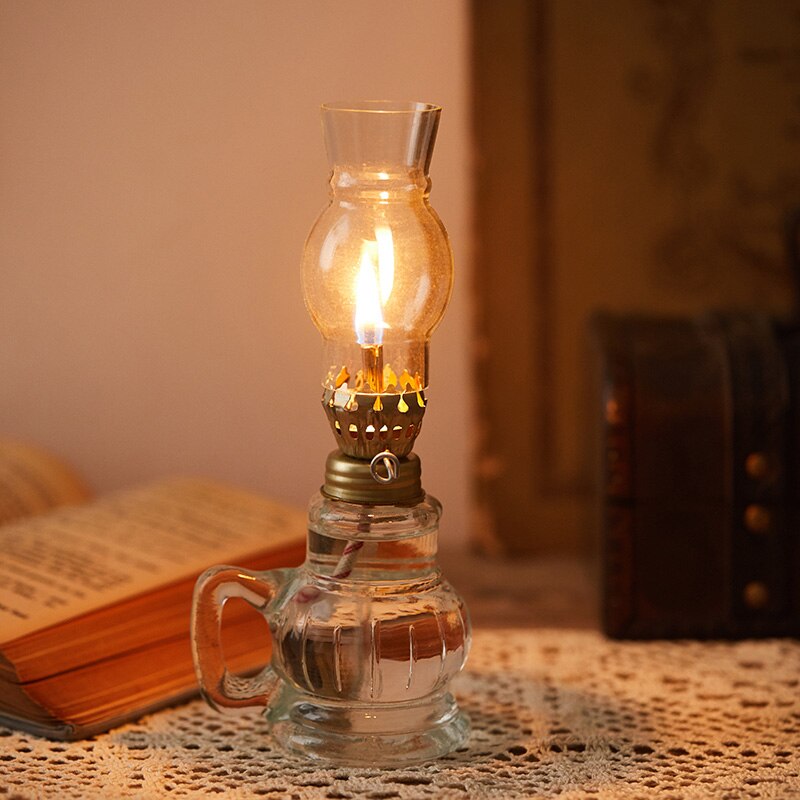 Vintage Kerosene Oil Lamp | Kalsten