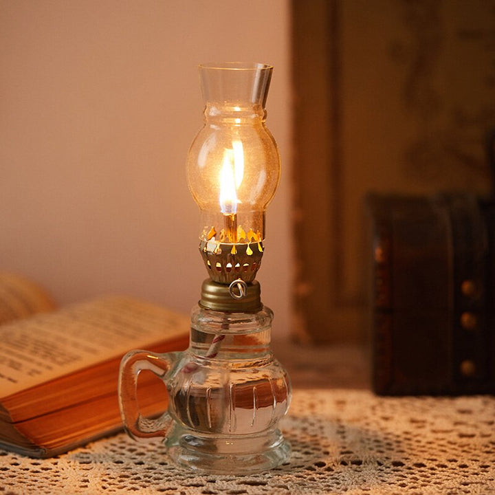 Vintage Kerosene Oil Lamp | Kalsten