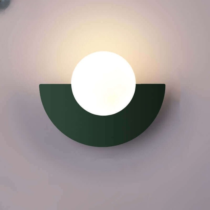 Noorderlicht Charm - Halfmoon Wall Lamp of Metal Kalsten