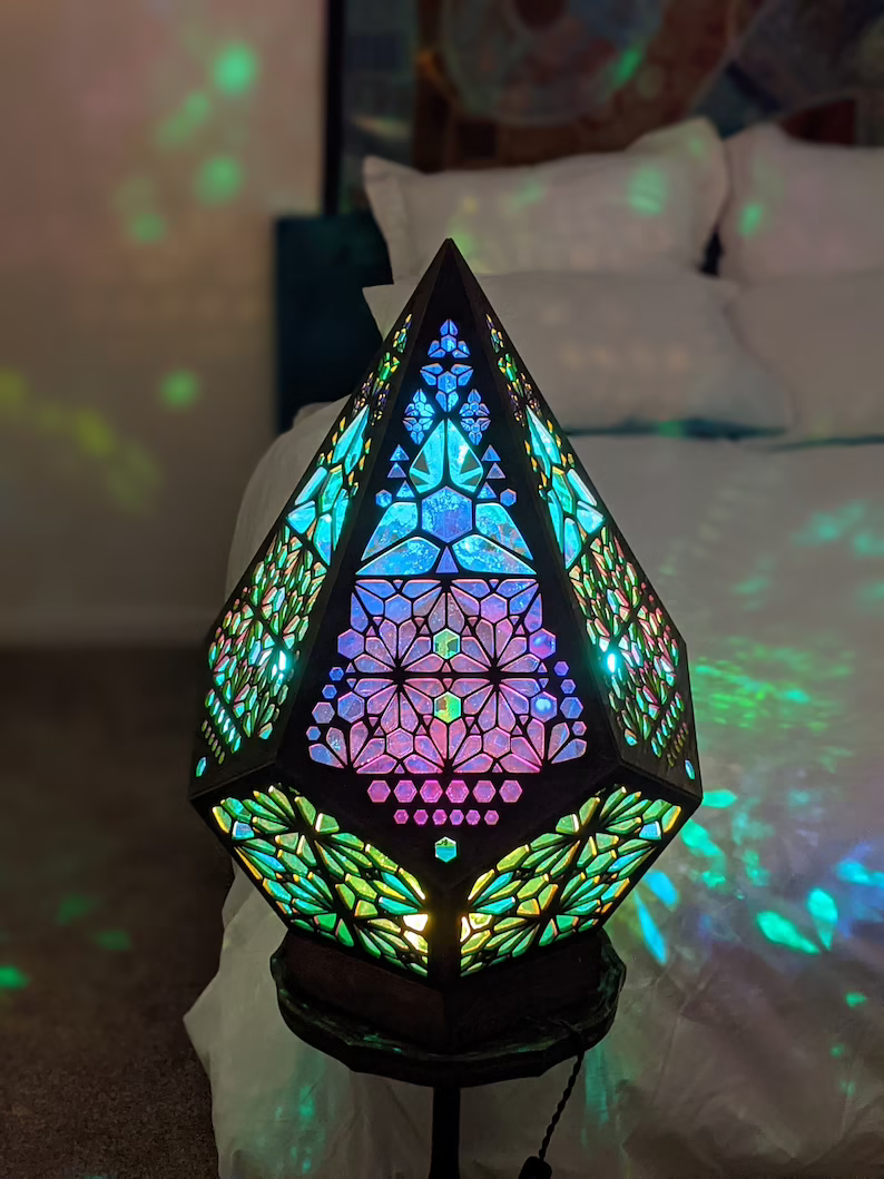 Stained Glass Style LED Table Lamp - LumiAura | Kalsten