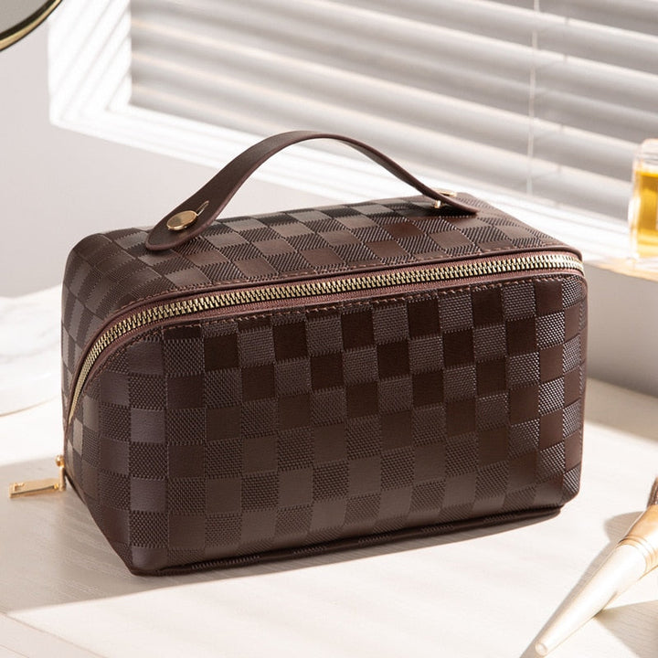 Checkered Makeup Cosmetic Bag – Luxury Style