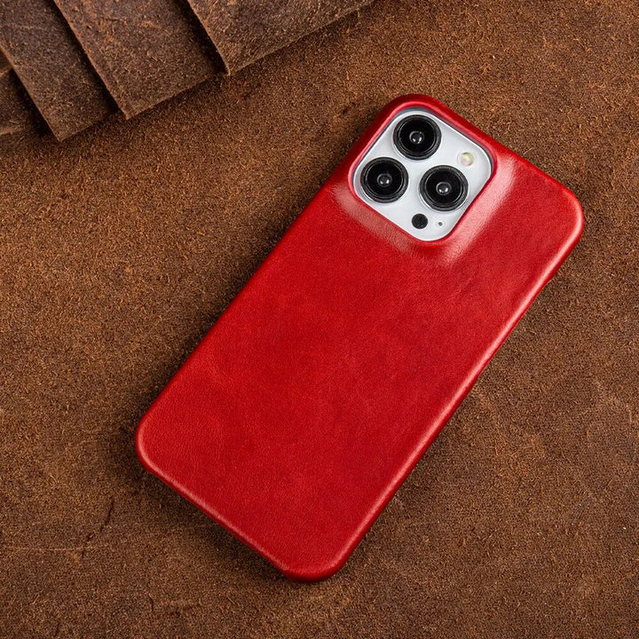 Kalsten | RoyalLeather: Luxurious, handmade case made of genuine cowhide leather for the iPhone