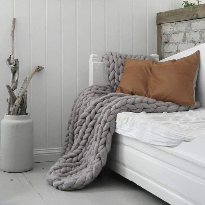 Kalsten | Chunky Knit Blanket – Cozy Wool Blanket for Every Room – Soft & Warm – Perfect for Sofa and Bed