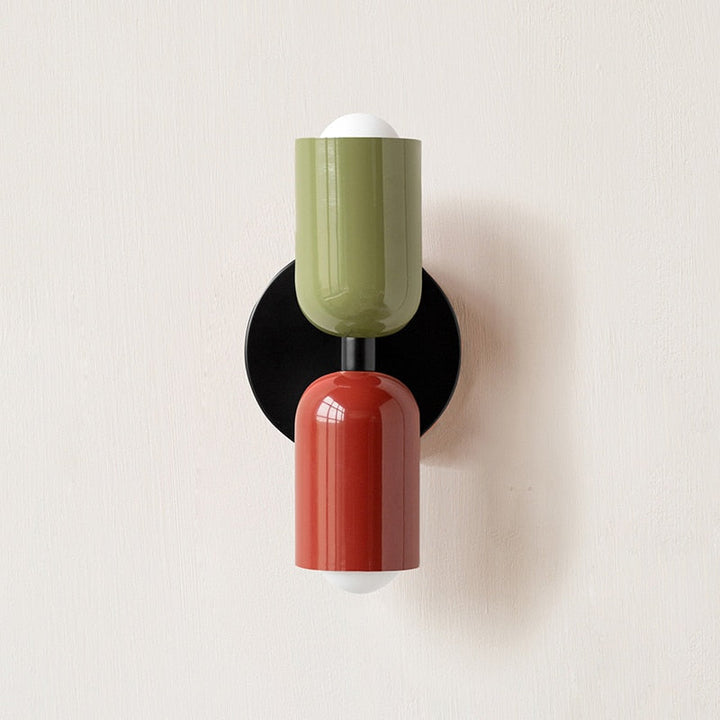 Lively, minimalist wall lamp with two light bulbs | Kalsten