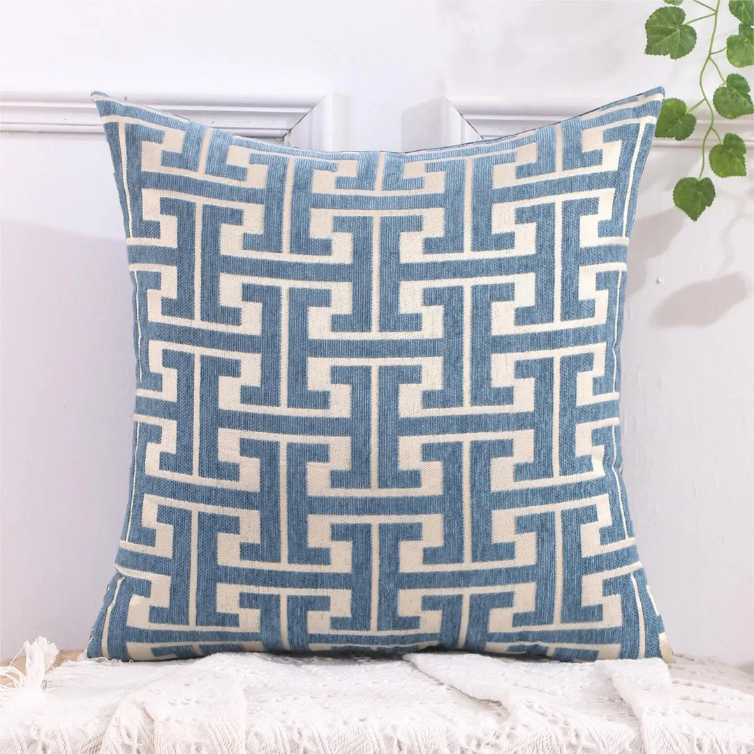 Serenité Luxe Cushion Cover - Striped Cushion Cover for a Warm Home Kalsten