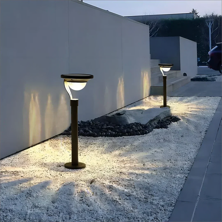 High-Performance Solar Outdoor Light