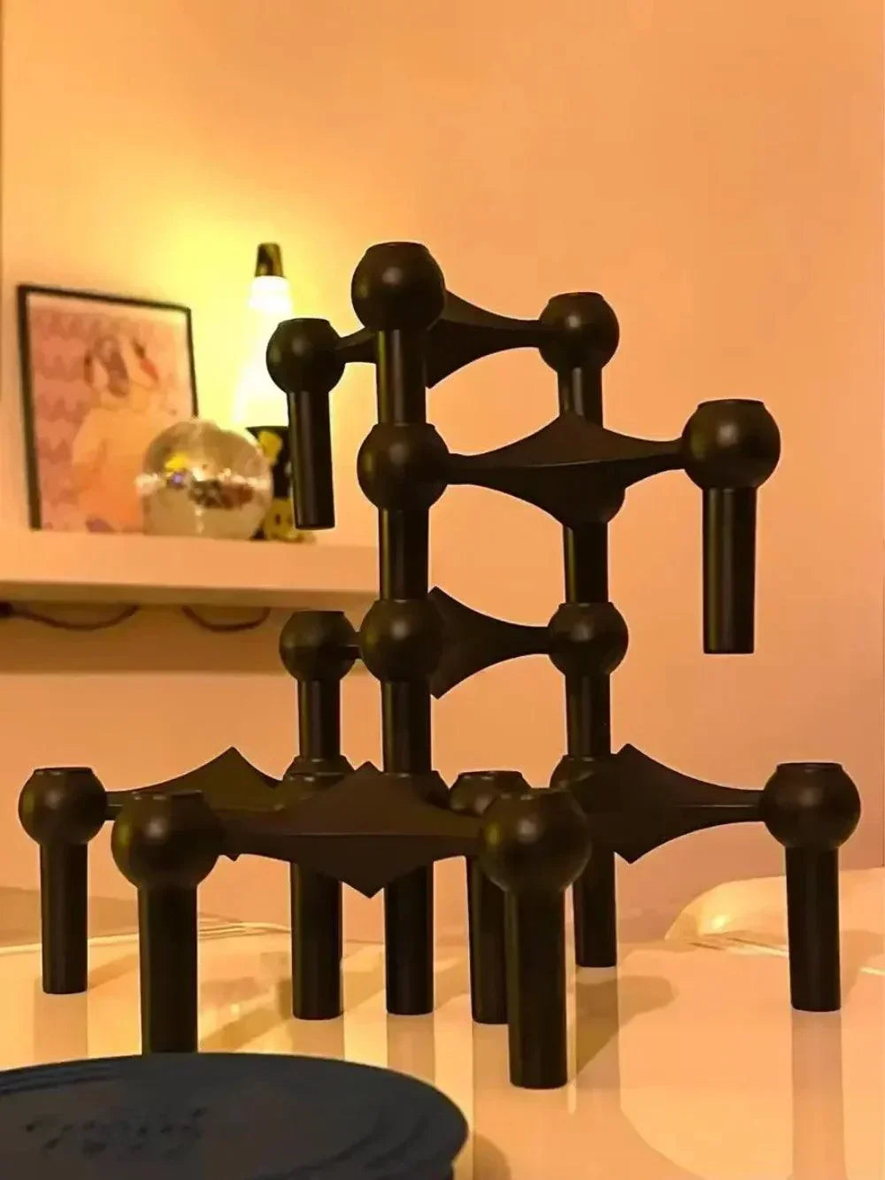 Modern Metal Candle Holder – Nordic Style