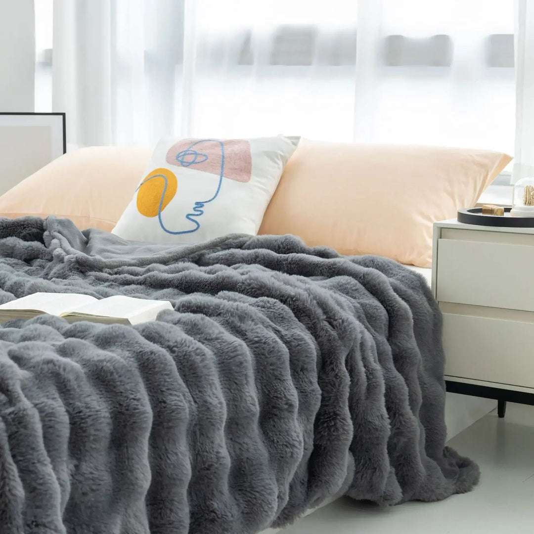Kalsten | FurLuxe | Reversible Faux Fur Blanket
