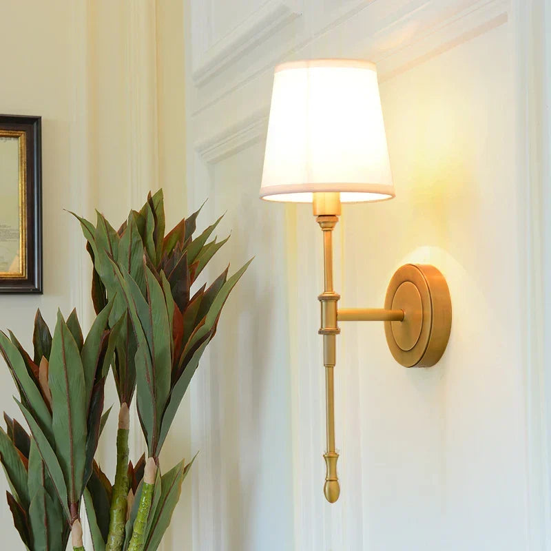 Nordic Copper Wall Lamp – Modern Decorative Wall Sconce for Bedroom, Mirror, and Corridor | Kalsten