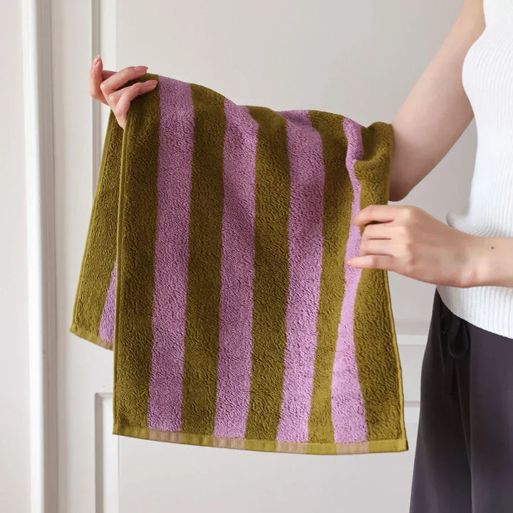RetroStripe Luxe Cotton Towel – Striped Cotton Towel in Hotel Quality | Kalsten