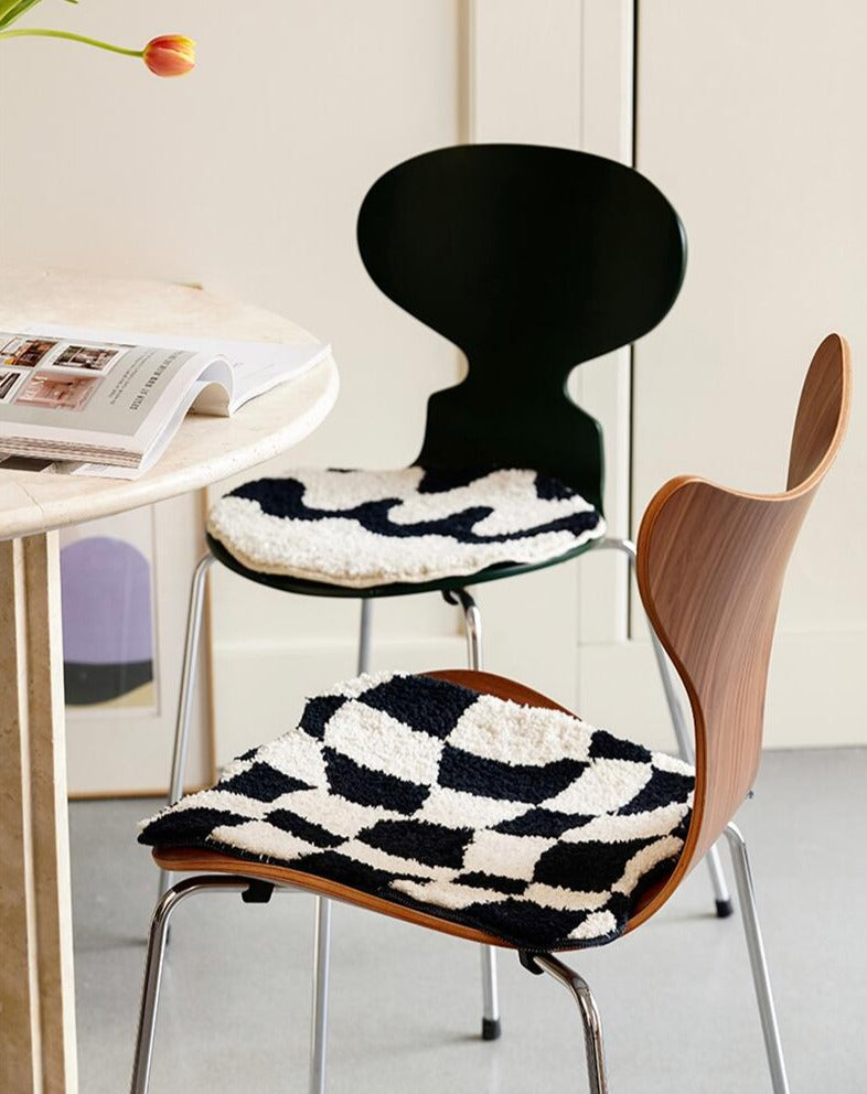 Kalsten | Wavy Grid Seat Cushion