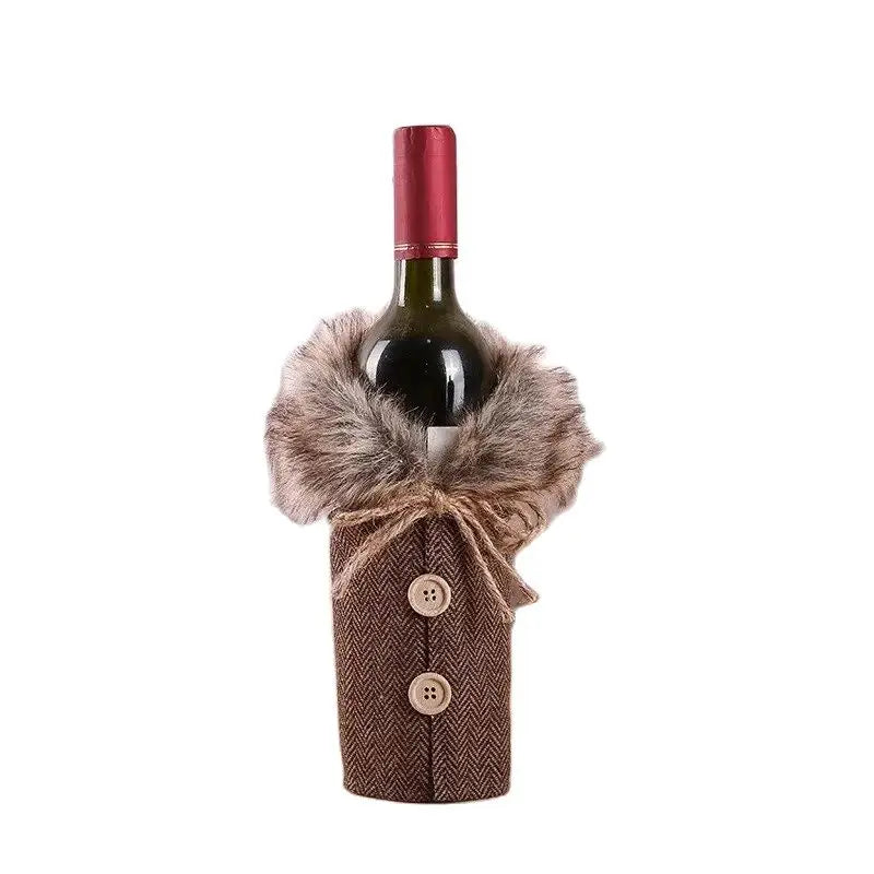 Christmas bottle cover with fur collar – festive cover for wine bottles, gnome decoration for Christmas, perfect as gift wrapping | Kalsten
