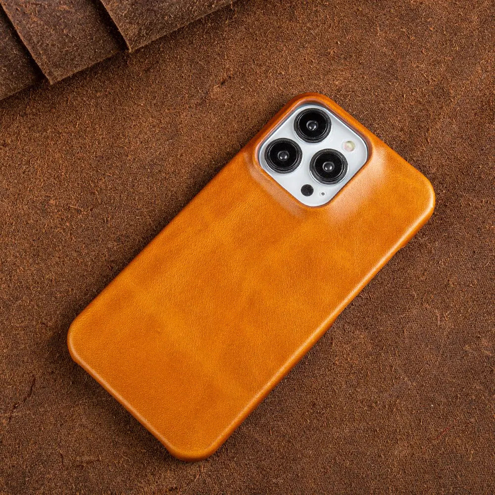 Kalsten | RoyalLeather: Luxurious, handmade case made of genuine cowhide leather for the iPhone