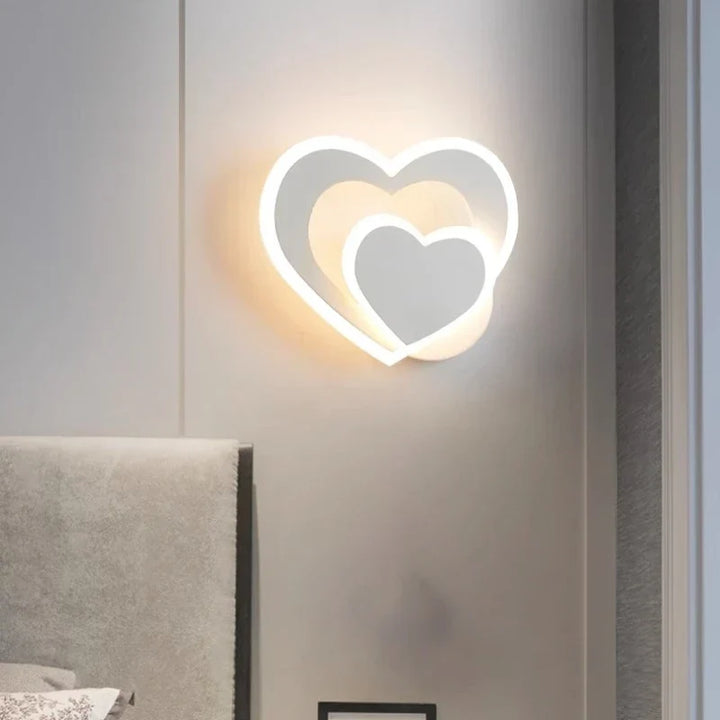 Modern LED Heart-Shaped Wall Lamp | Kalsten