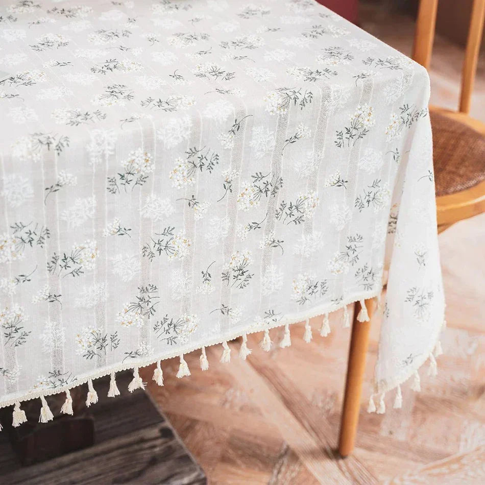 Kalsten | Floral tablecloth