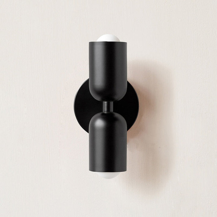 Lively, minimalist wall lamp with two light bulbs | Kalsten