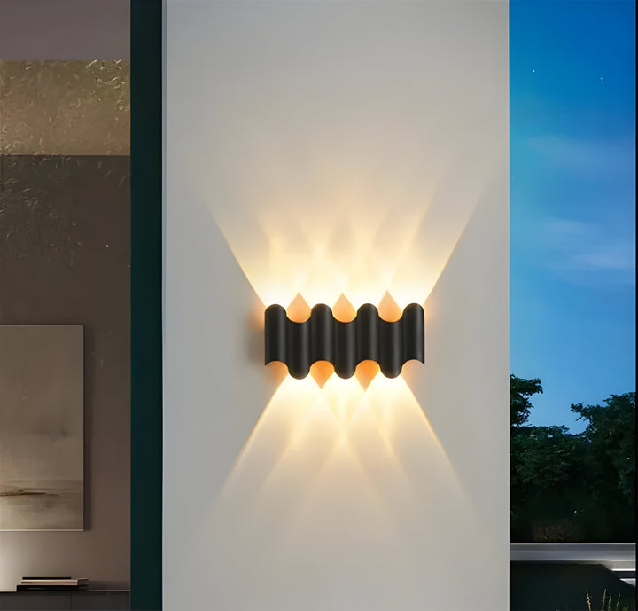 VerandaShine Light – Modern waterproof outdoor wall lamp | Kalsten