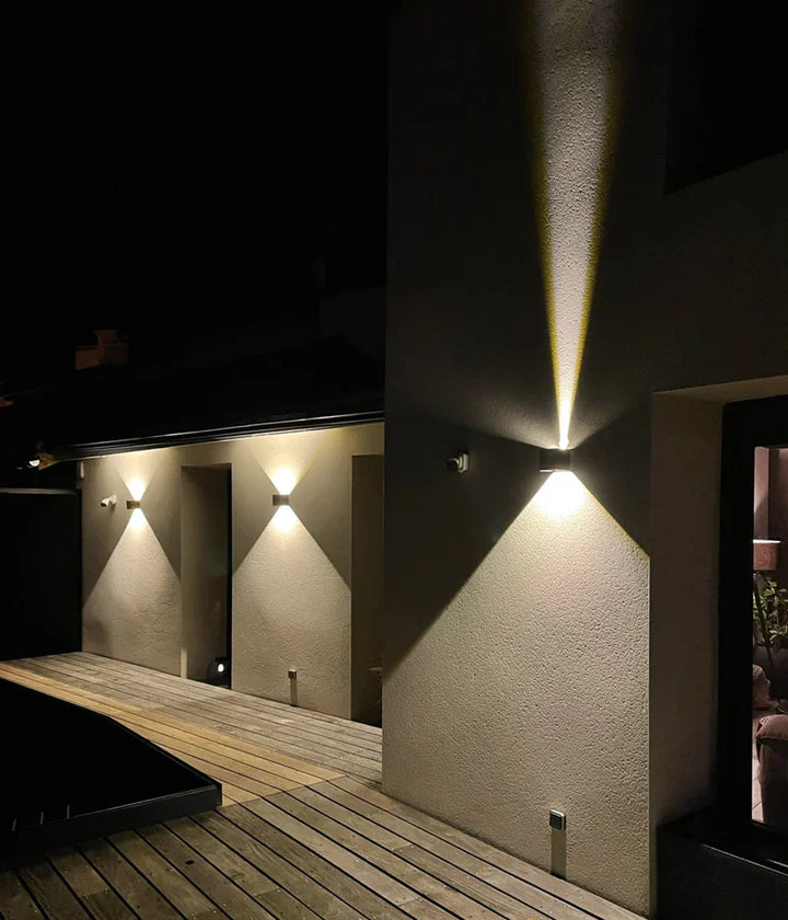 Outdoor LED wall lamp | Kalsten