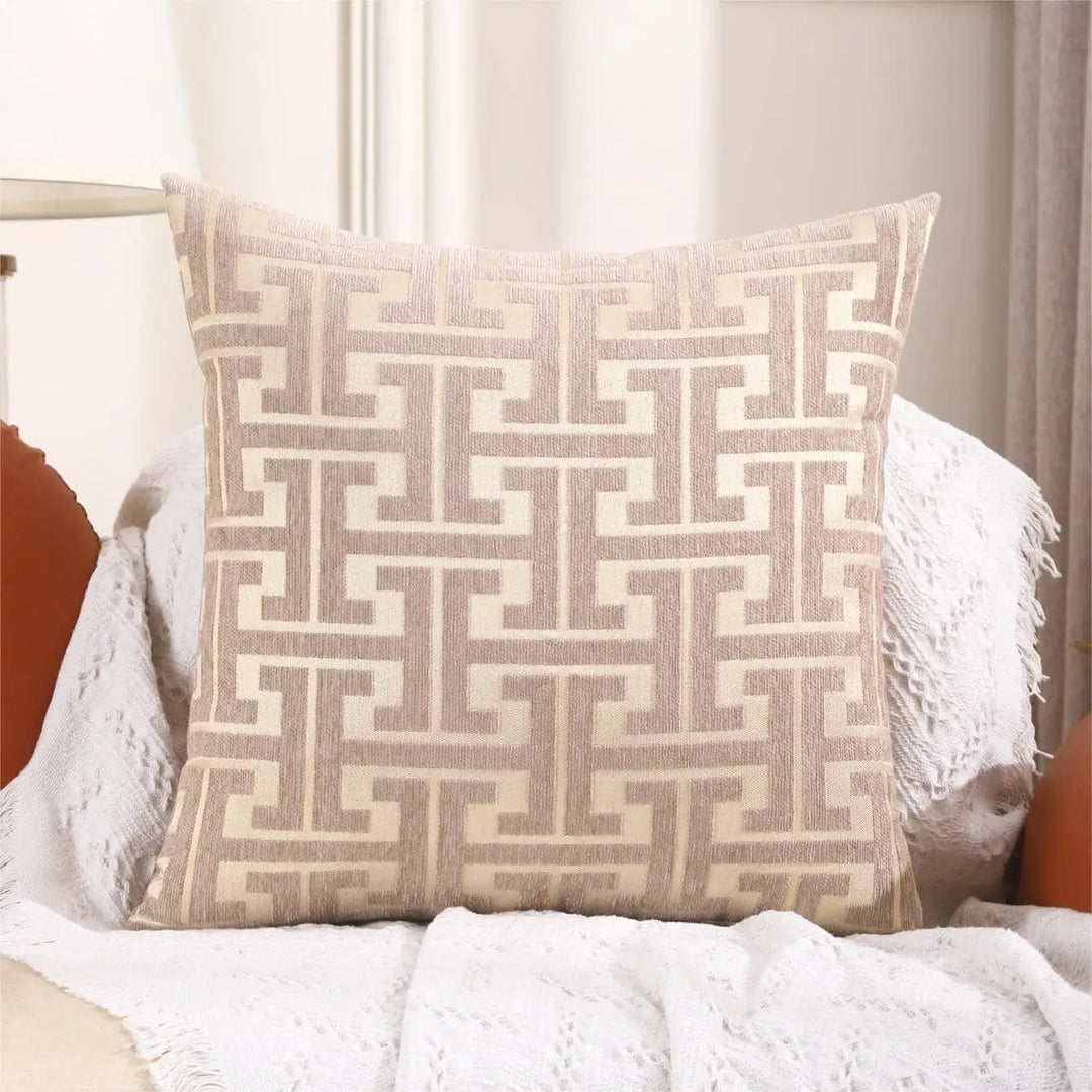 Serenité Luxe Cushion Cover - Striped Cushion Cover for a Warm Home Kalsten