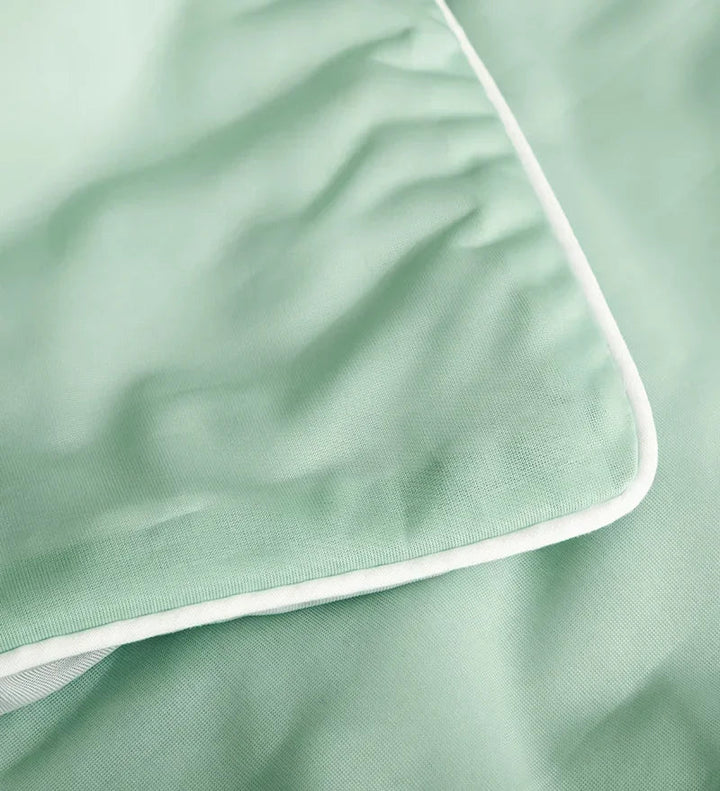 High-Quality Cooling Blanket – Smooth Air-Conditioning Comforter, Lightweight Summer Quilt with Double-Sided Cooling Fabric | Kalsten