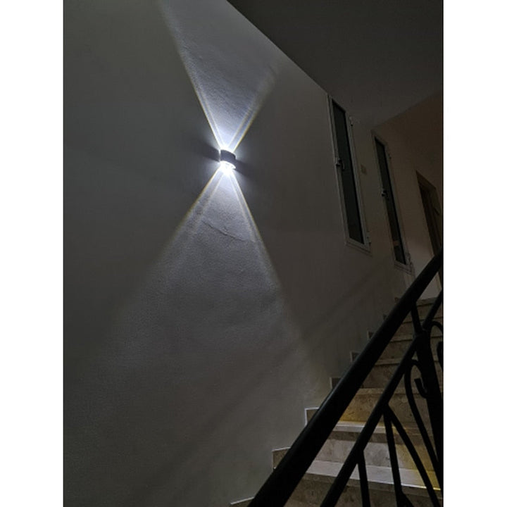Outdoor LED Light Fixture