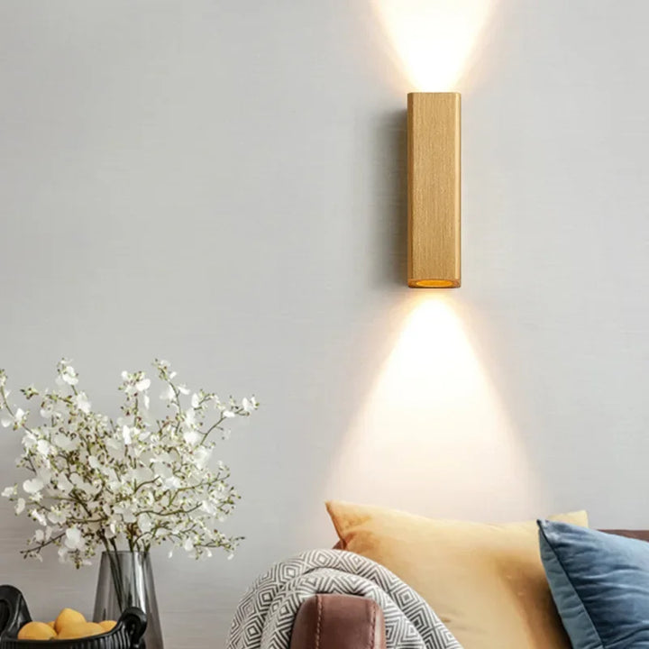 LumiGlow - Stylish LED Wall Lamp with Warm and Cool Light | Kalsten