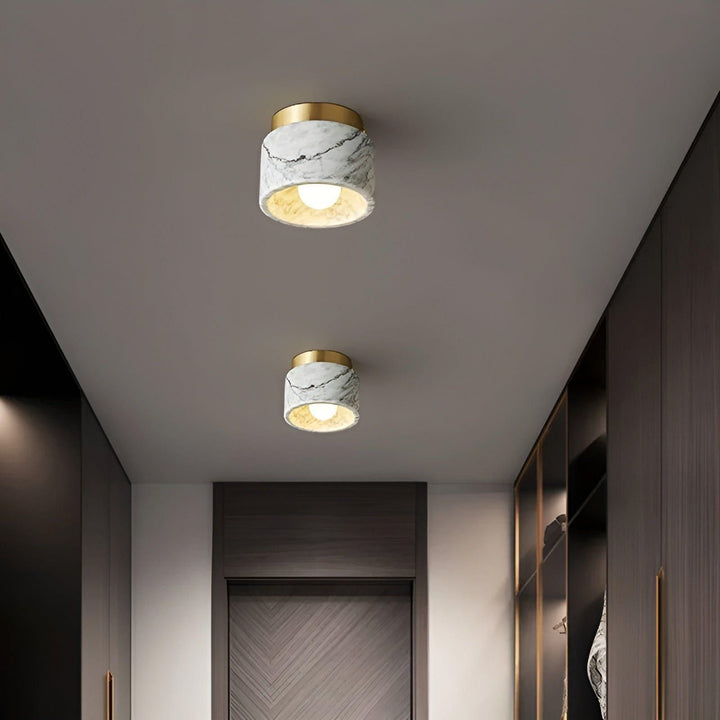 Ceiling light made of Italian marble – Luxurious and elegant lighting for your home | Kalsten