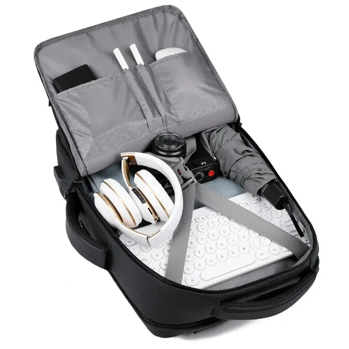 Simple Life USB Charging Business Backpack | Kalsten