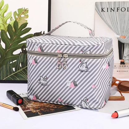 BowLift | Cosmetic bag WildAura | Large capacity | Waterproof & Stylish | Animal print