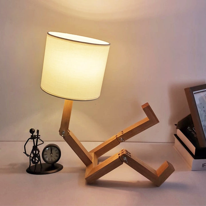 Robot Form Wood Table Lamp | Kalsten