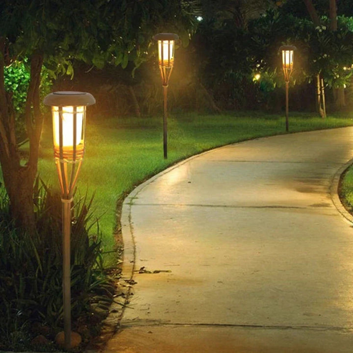 Solar Torch Set – 5 Flame-Effect LED Garden Lights