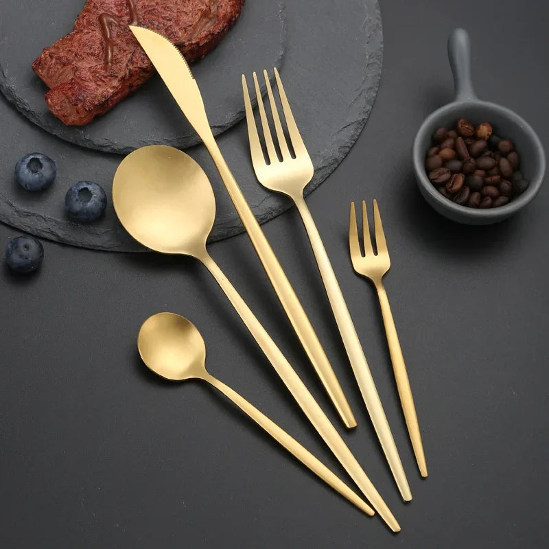Kalsten | RefinedTable | 30-piece cutlery set