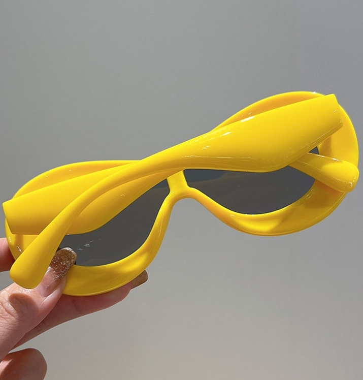 Esha Sunglasses | With futuristic fashion design | Kalsten