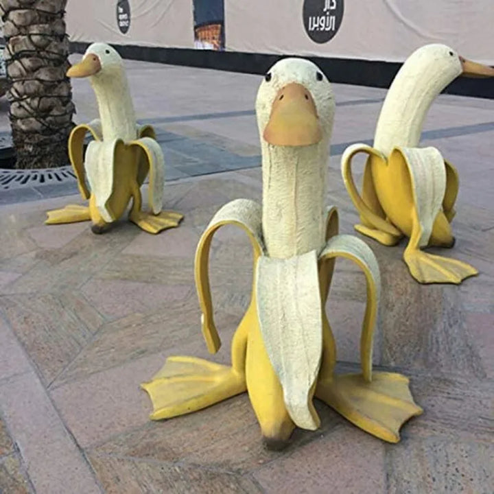 BananaDuck Decor Figure – Playful Resin Decoration for Indoor or Outdoor | Kalsten