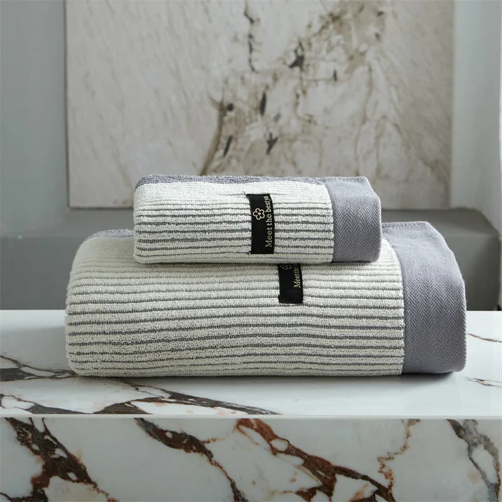 Kalsten | PureSoft – Luxurious bath towel made from 100% organic cotton