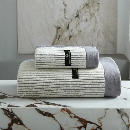 Luxurious, super soft and absorbent face/bath towel made from 100% organic cotton
