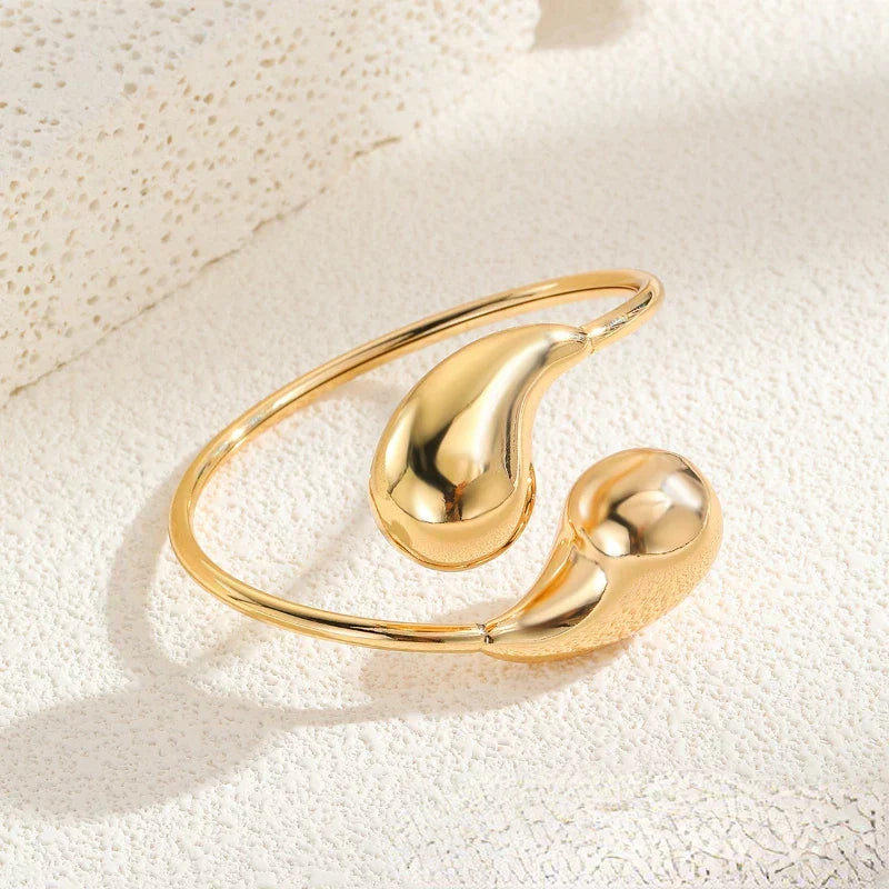 Kalsten | Bold Water Drop Bangle Bracelet