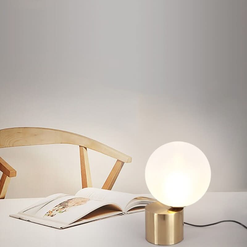 LUMORIS – Elegant table lamp | Kalsten