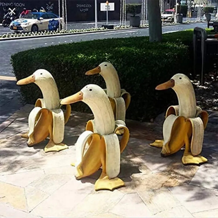 Kalsten | BananaDuck Decor Figure – Playful Resin Decoration for Indoors or Outdoors