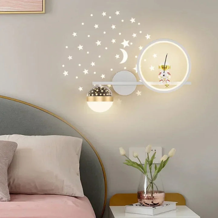 Astronaut Star Projector Wall Lamp for Children's Living Room | Kalsten