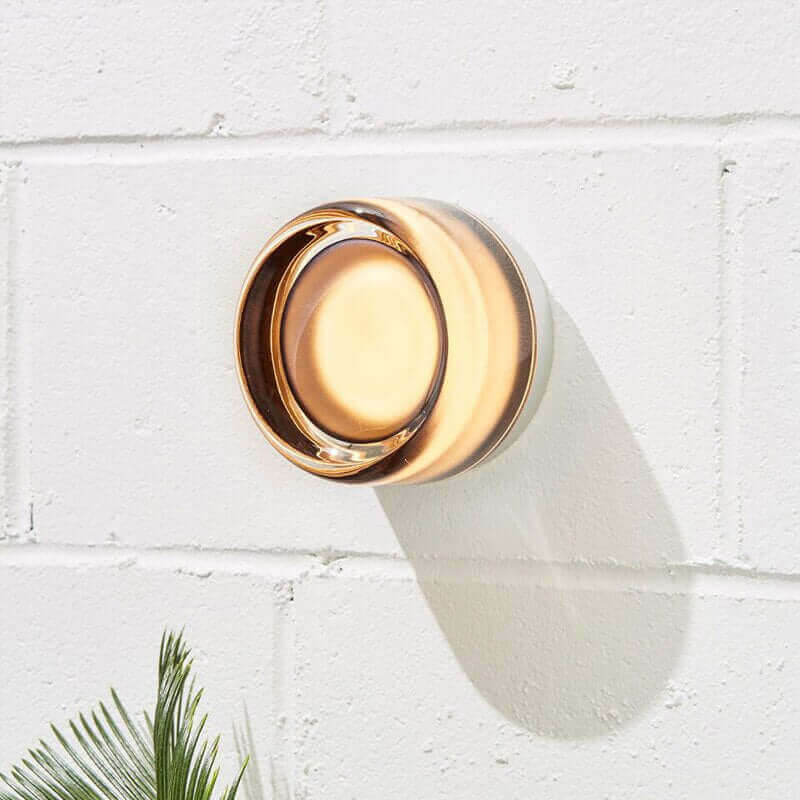 Futuristic and unique solid Plexiglass wall lamp | Kalsten