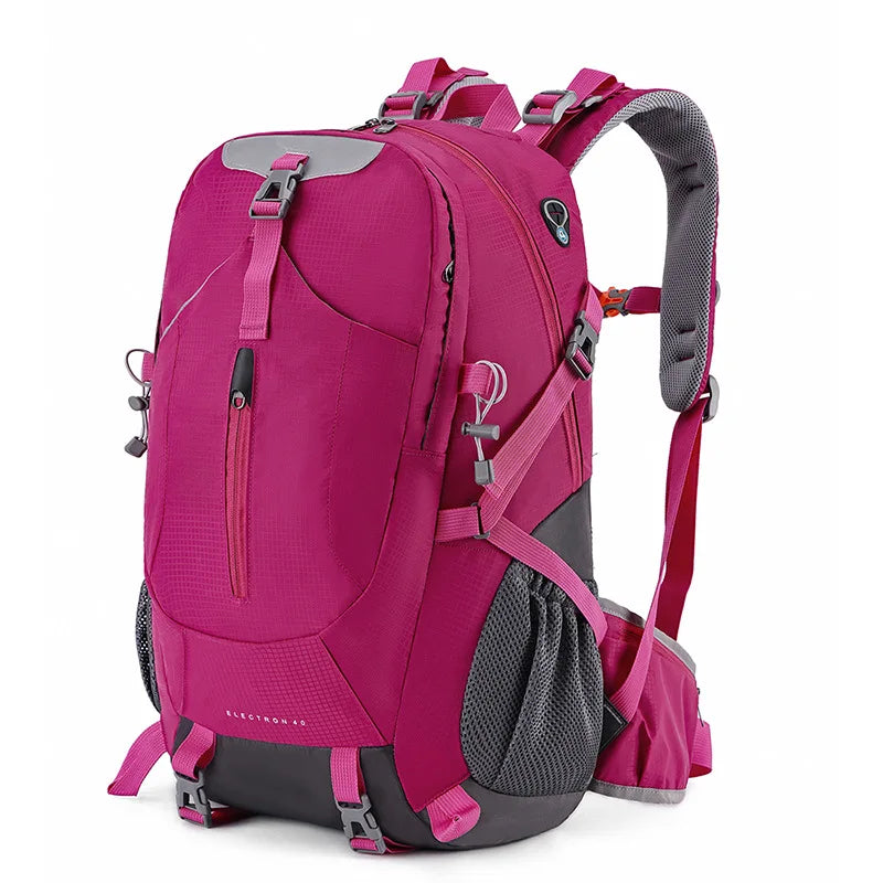 Skanto | TrekVault 40 Travel Backpack | 40 L Outdoor Backpack with Rain Cover | For Hiking, Travel & Daily Use | 31 × 20 × 52 cm