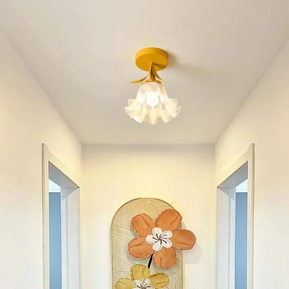 Kalsten | Mini Flower Ceiling Light - Luxurious Mini Pendant Light for Timeless Atmosphere
