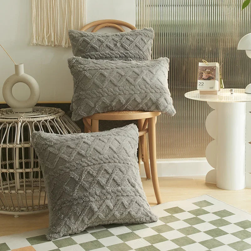 SilkAura Decor Cushion Cover - Luxury Comfort with Geometric Jacquard Kalsten