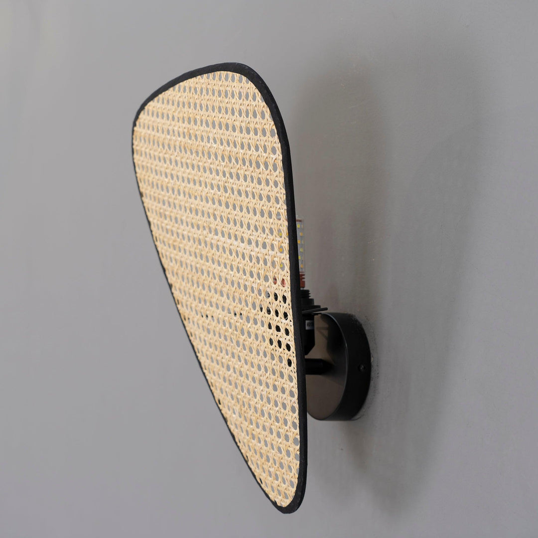 Screen Cannage Bracket light Sconce | Kalsten