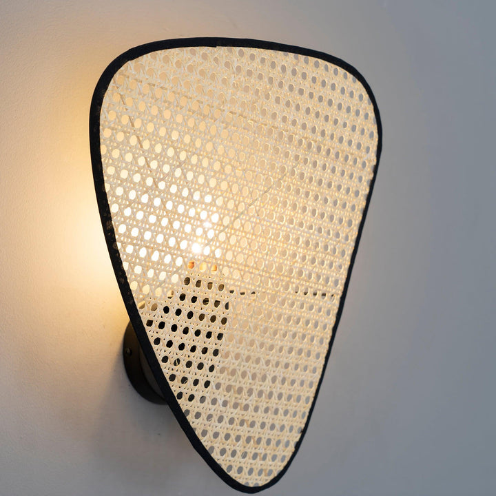 Screen Cannage Bracket light Sconce | Kalsten